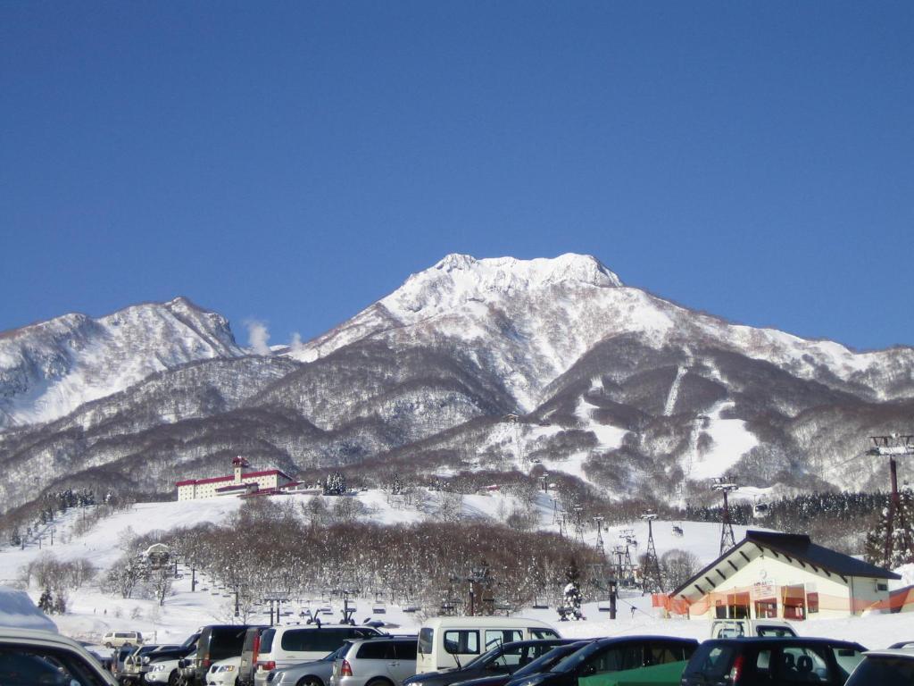 Akakura Wakui Hotel Myoko Eksteriør billede